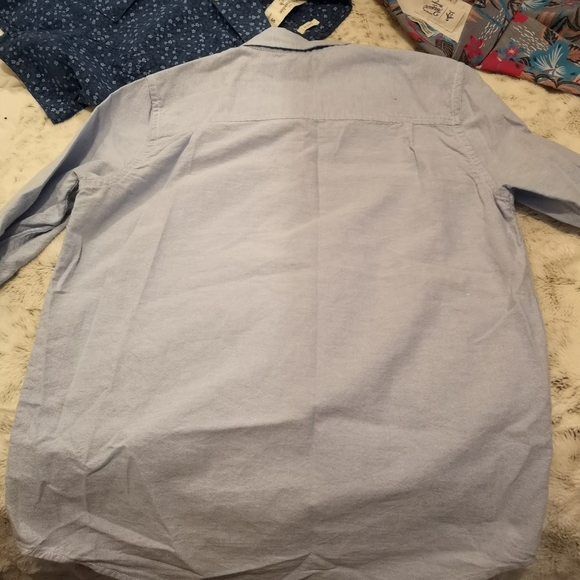 3 Boys Button Up Dress Shirts - Picture 10 of 17